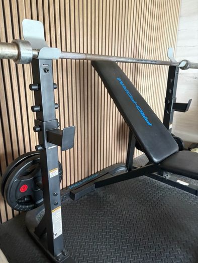 weight bench