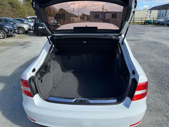 Skoda Superb 2.0TDi Automatic ..NEW NCT