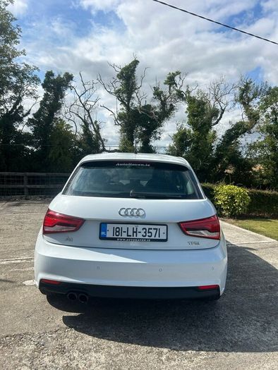 Audi A1 S tronic TFSI 1.4