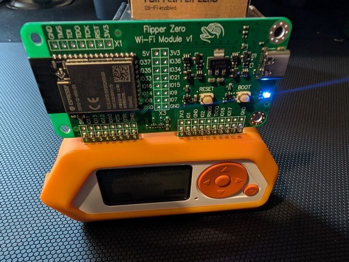 Flipper Zero + DEV Board + Case + SD card 32gb