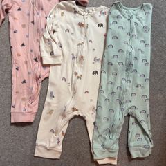Summer sleep suits with feet out to keep baby cool