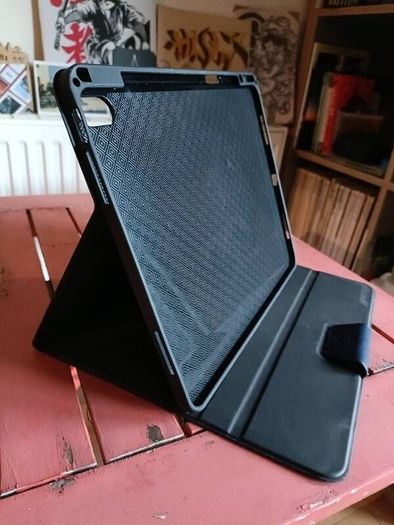 iPad air 13 very good quality case