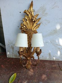antique type wall light