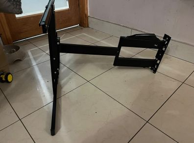 TV wall bracket