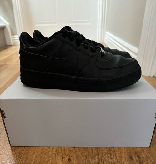 Nike Air Force 1 Black Size 5