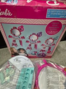 Barbie table and chair