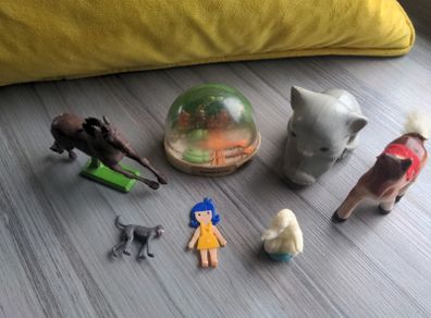 Random bunch of figurines