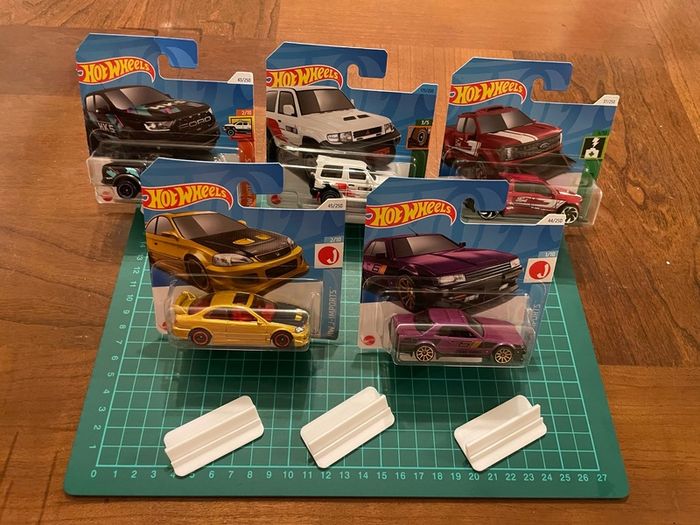 Hot Wheels / Match box sealed car display stands