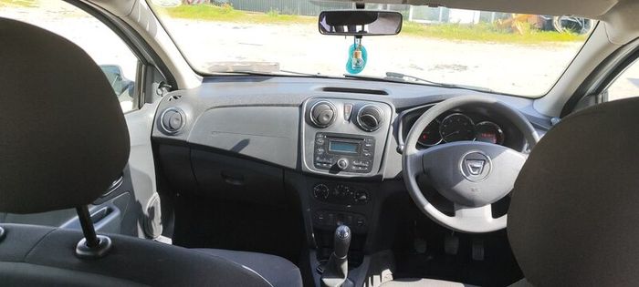 Dacia Sandero 2015 year  come for inspection