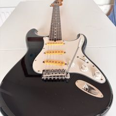 Fender MIJ Strat 1984-87 E9 Serial