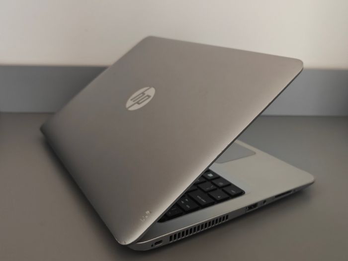 Hp 430 G4, Core I5-2.50ghz, 8gb, 240gb Ssd, W10
