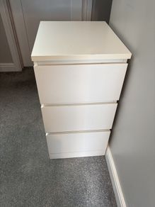 2 Ikea drawers
