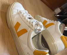 Veja trainers