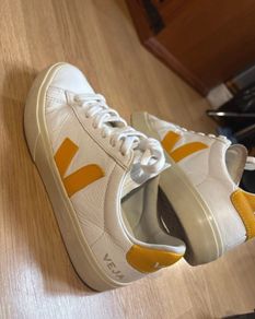 Veja trainers