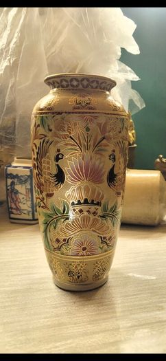 satsuma vase