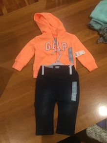 Mixed lot baby items