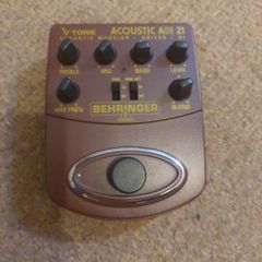 Behringer Acoustic ADI 21