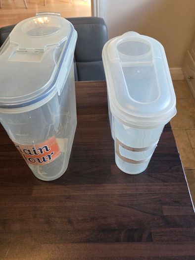 Food containers