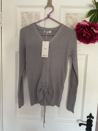 jumper grey v neck jumper m/l adjustable front detail