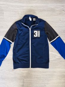 Boys adidas top age 11-12yrs