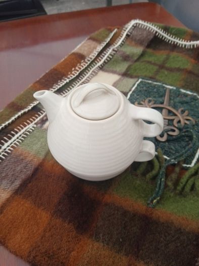 Copenhagen Broste Design Teapot with Large Cup.