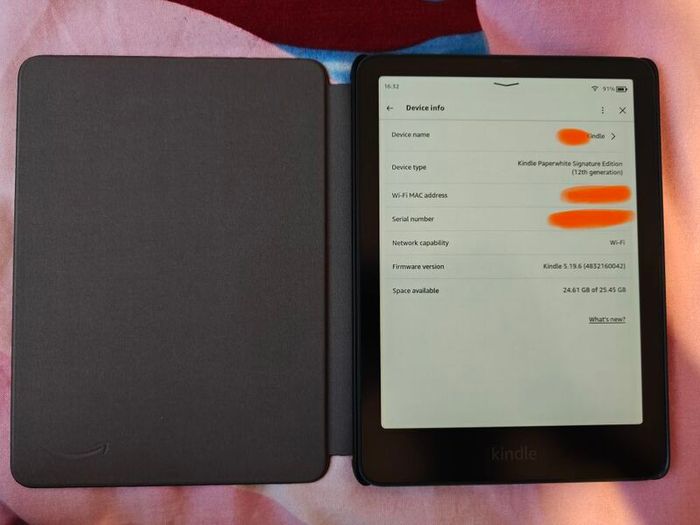 Amazon Kindle Paperwhite Gen 12 Signature Edition + Official Case
