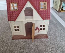 Sylvanian Families House / Dolls House