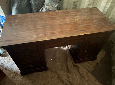 desk