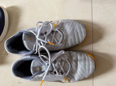 Mens shoes