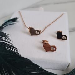 Brand new jewellery set