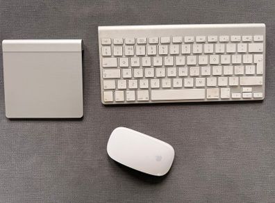 Apple Magic Mouse, Trackpad and Keyboard Bundle