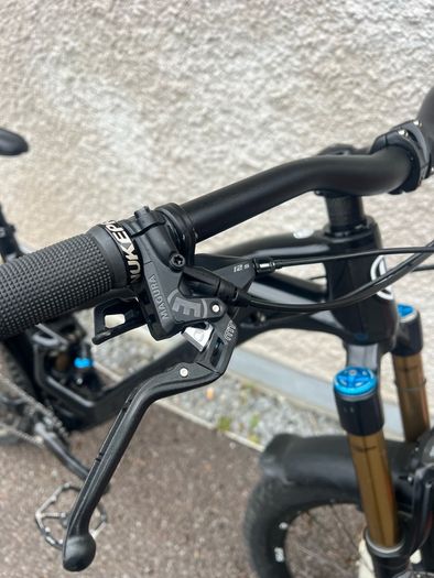Mondraker Dune R Carbon