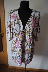 Lovely top size UK18 EU46 Postage included