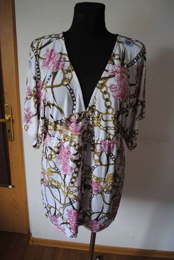 Lovely top size UK18 EU46 Postage included