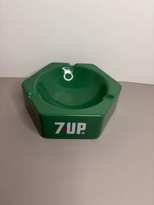 Rare Vintage Wade England 7 Up Ashtray Hexagon - Seven Up Memorabilia Porcelain