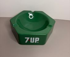 Rare Vintage Wade England 7 Up Ashtray Hexagon - Seven Up Memorabilia Porcelain
