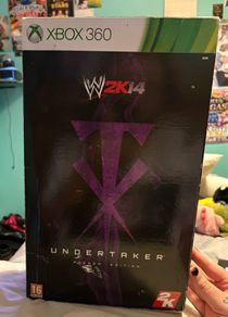 wwe 2k14 Phenom Edition complete with Undertaker autograph