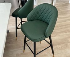 bar stool