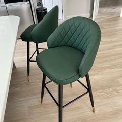 bar stool