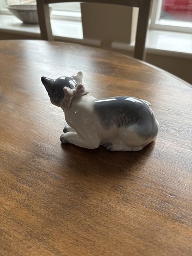LLADRO NEO kitten figurine