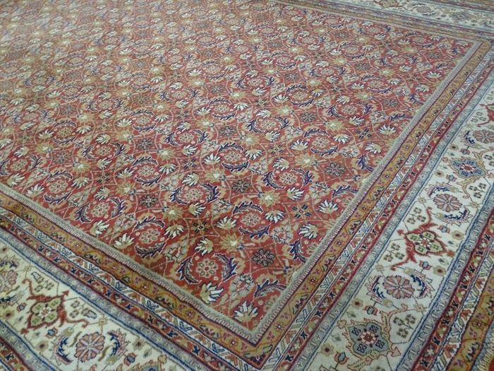 P.ersian Herati Rug 3.90 x 2.90 (H11)