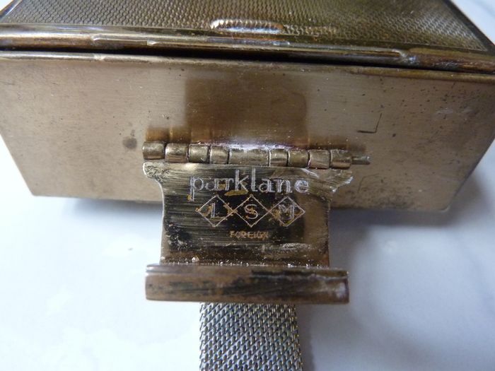 Vintage Art Deco Park Lane (L.S. Mayer) Gold-Tone Vanity Purse/Cigarette Case. Mesh Wristlet.