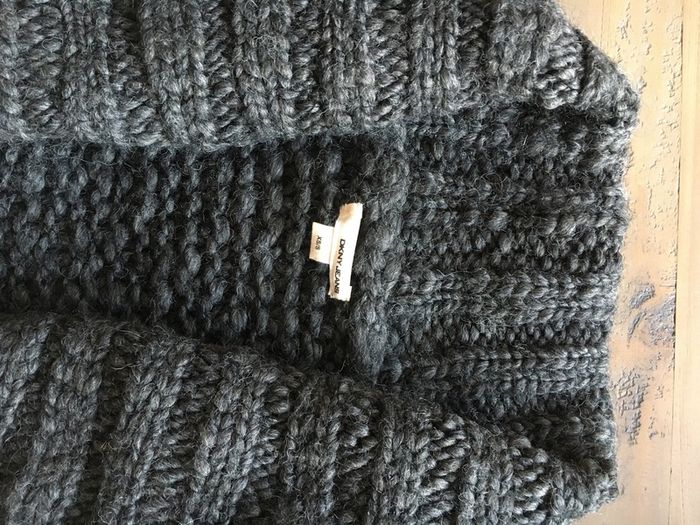 Ladies knit jacket DKNY