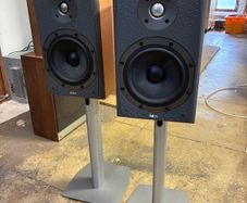 B&W DM303 Bookshelf Speakers + Stands
