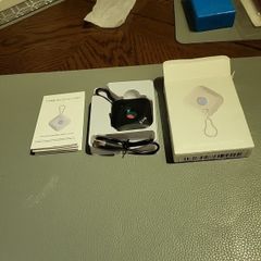 Hidden camera detector