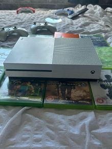 Xbox One S 365GB