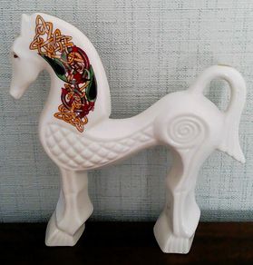 Vintage CRE Celtic Design Porcelain Horse 65 euro