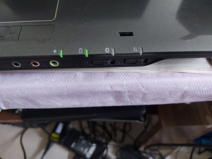 ACER EXTENZA 4220, Vintage, Intel Celeron CPU 530, 1.73GHZ, 32bit, 512mb Ram, 65GB HDD, Windows 7,  Firefox, Opera, Chrome and VLC