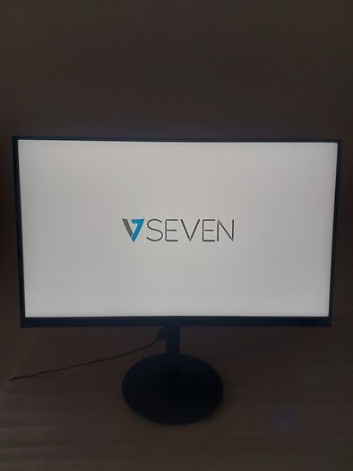 V seven monitor