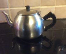 Tea pot & tea cozy